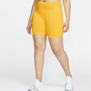 Nike High Rise Bike Shorts Womens 1X Yellow Workout Gym NWT